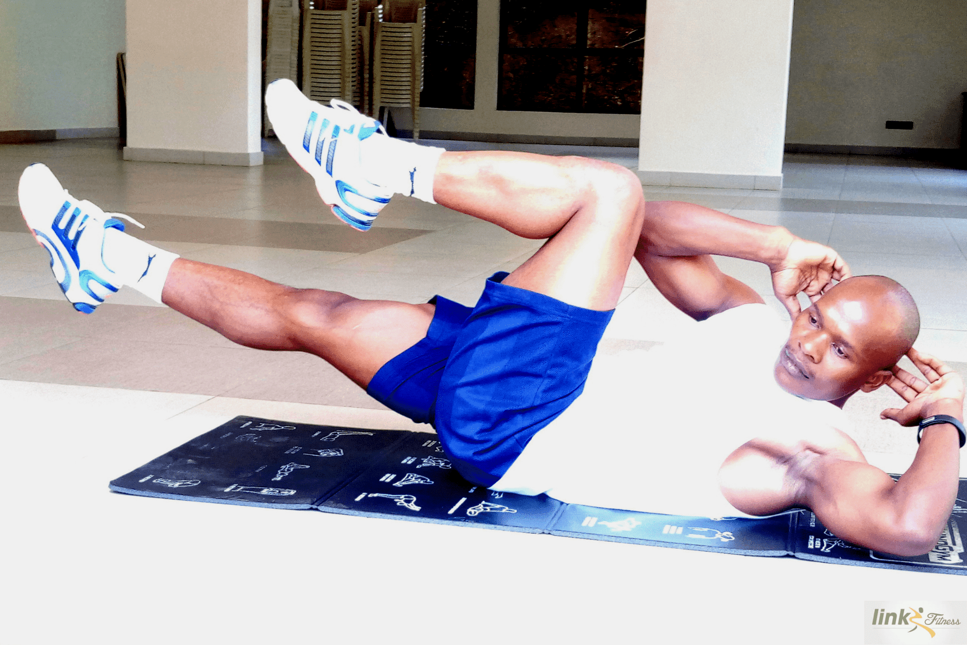 strong -core bicycle crunches